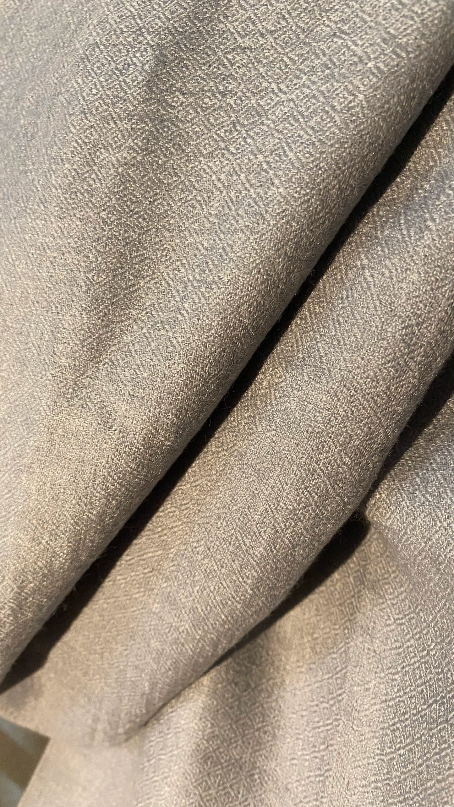 Laal's diamond weave "Eye of the Nightingale" Pashmina Stole.