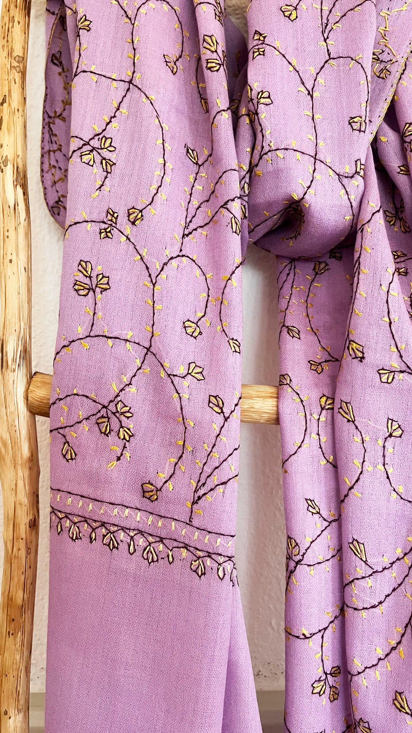Pashmina Jaalidar Stole with Embroidery