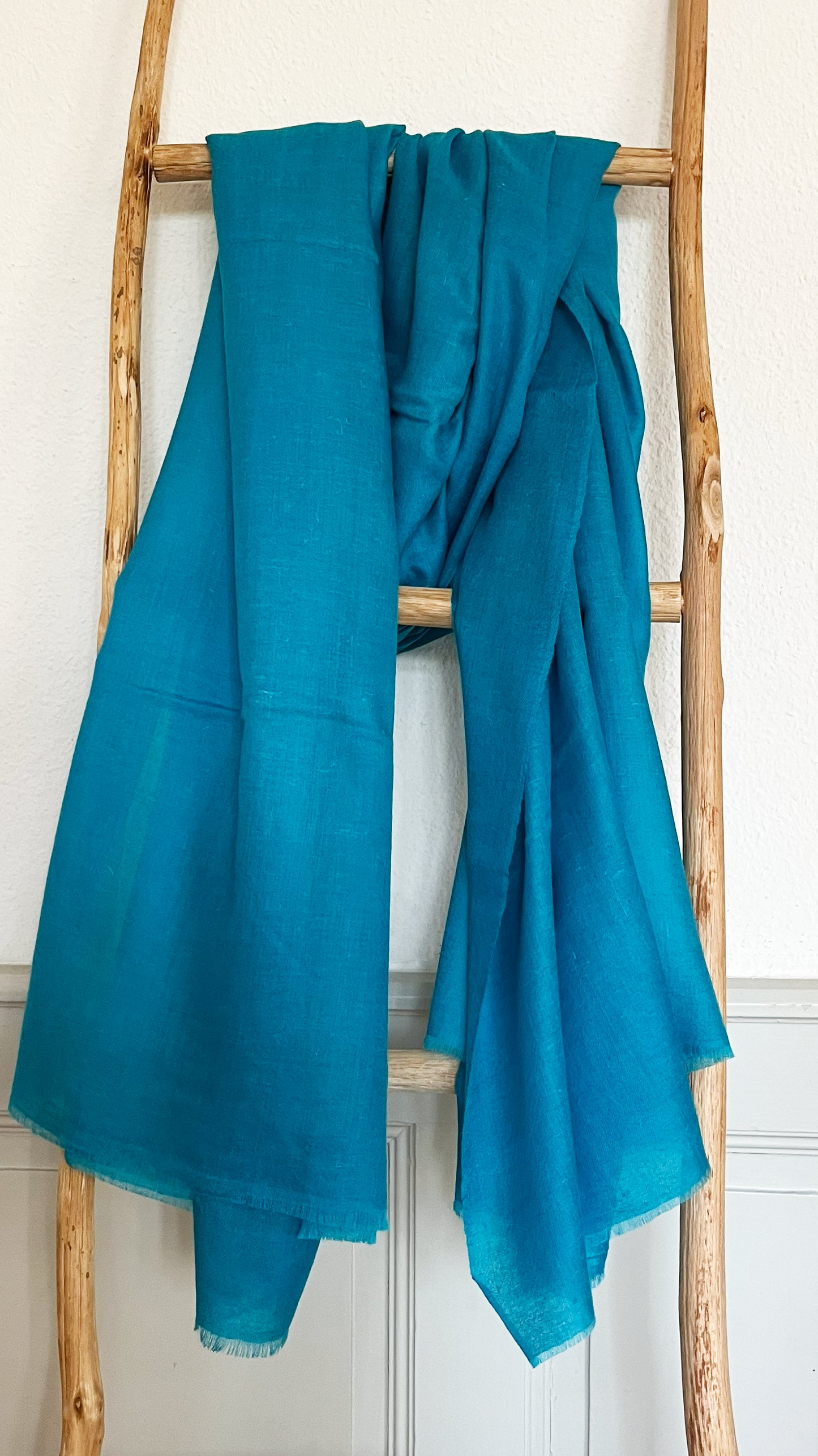 Yangir Heritage Handloom Shawl